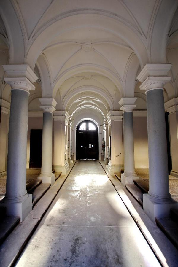 Hip Apartment At The Museum Budapest Exterior foto